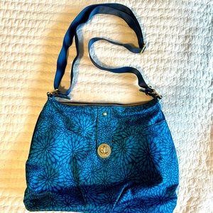 Baggallini shoulder crossbody purse GUC